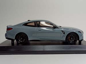 BMW M4 GREY 2020 (G82) MINICHAMPS 1:18 — фото 6