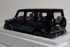 MERCEDES G63 AMG 2018 GREEN 1:18 MINICHAMPS — фото 3