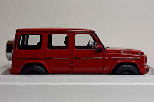 MERCEDES G-CLASS 2020 RED 1:18 MINICHAMPS — фото 6