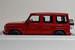 MERCEDES G-CLASS 2020 RED 1:18 MINICHAMPS — фото 2