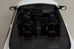 BMW M4 CABRIOLET (G83) 1:18 MINICHAMPS LIMITED — фото 3