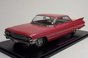 CADILLAC SERIES 62 COUPE 1961 DE VILLE 1:18 KK