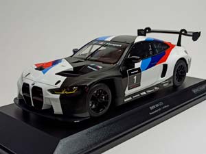 BMW M4 GT3 -2021 PRESENTATION 1:18 MINICHAMPS