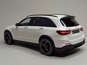 MERCEDES GLC 63 AMG 1:18 GT SPIRIT — фото 2