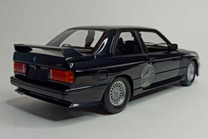 BMW M3 E30 STREET EVO BLUE 1:18 MINICHAMPS — фото 5