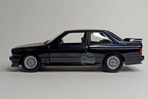 BMW M3 E30 STREET EVO BLUE 1:18 MINICHAMPS — фото 2