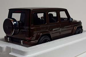 MERCEDES G-CLASS 2020 BROWN 1:18 MINICHAMPS — фото 5