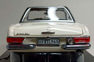 MERCEDES 230 SL (W113) -1963 "PAGODE" NOREV 1:18 — фото 4