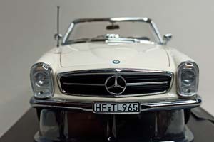MERCEDES 230 SL (W113) -1963 "PAGODE" NOREV 1:18 — фото 8