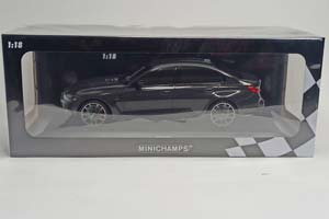 BMW M3 SEDAN GREY -2020 MINICHAMPS 1:18 LIMITED — фото 10