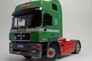 MAN F2000 WANDT 1994 GREEN 1:18 MCG — фото 5