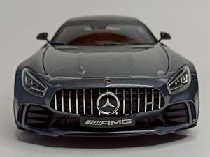 MERCEDES AMG GT R 1:18 ДИЛЕРСКИЙ — фото 8