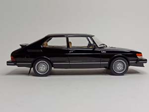 SAAB 900 TURBO 1975 BLACK 1:18 MCG — фото 6