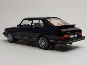 SAAB 900 TURBO 1975 BLACK 1:18 MCG — фото 2