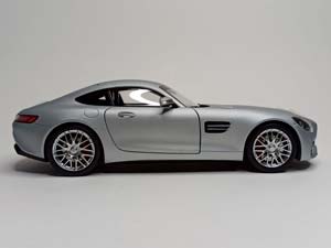 MERCEDES AMG GT S 1:18 ДИЛЕРСКИЙ — фото 7