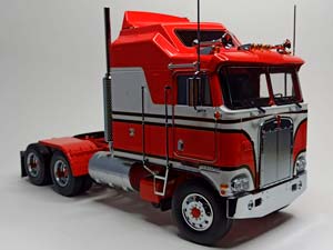 KENWORTH K100 AERODYNE -1976 ROAD KING 1:18 — фото 2