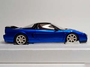 HONDA NSX-R (NA2) -2019 BLUE 1:18 AUTOART — фото 6