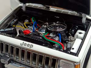 JEEP CHEROKEE WHITE 1:18 AURORA — фото 3