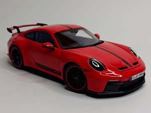 PORSCHE 911 GT3 RED 1:18 MAISTO — фото 7