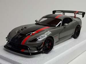 DODGE VIPER ACR 2017 SILVER 1:18 AUTOART