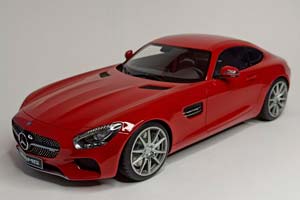 MERCEDES AMG GT RED 1:12