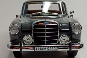 MERCEDES 190D GREY 1964 NOREV 1:18 LIMITED — фото 8