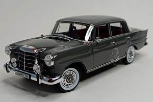 MERCEDES 190D GREY 1964 NOREV 1:18 LIMITED