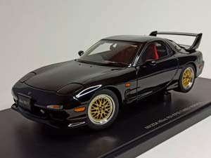 MAZDA RX-7(FD) TUNED VERSION 1:18 AUTOART