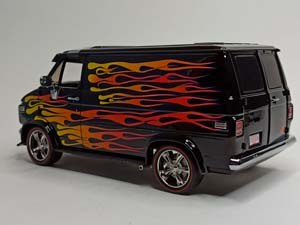 CHEVROLET G SERIES VAN -1976 ACME/GMP 1:18 — фото 5