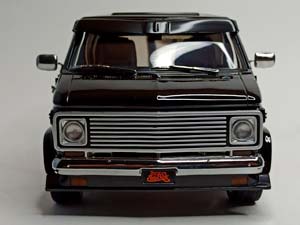 CHEVROLET G SERIES VAN -1976 ACME/GMP 1:18 — фото 9
