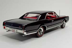 OLDSMOBILE 442 W-30 BLACK 1967 GMP/ACME 1:18 — фото 7