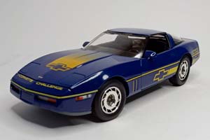 CHEVROLET CORVETTE C4 RACE CAR 1988 1:18 GREENLIGH — фото 1
