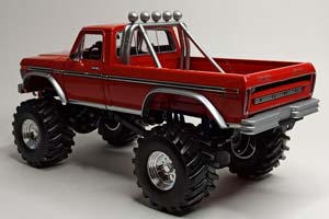 FORD F-250 MONSTER TRUCK 48" TYRES 1:18 — фото 5