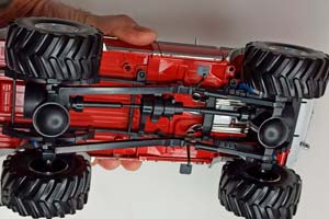 FORD F-250 MONSTER TRUCK 48" TYRES 1:18 — фото 9