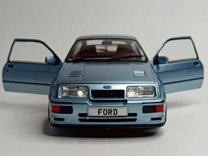 FORD SIERRA RS 500 1987 SOLIDO 1:18 — фото 2