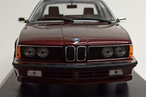 BMW 635CSI (E24) 1982 BROWN 1:18 MINICHAMPS — фото 8