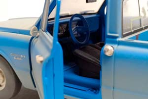 CHEVROLET C-10 PICKUP 1971 GREENLIGHT 1:24 — фото 3