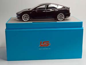 TESLA MODEL 3 BLACK 1:18 ЛИМИТ 500ШТ — фото 10