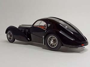 BUGATTI TYP 57 SC ATLANTIC 1:18 SOLIDO — фото 5