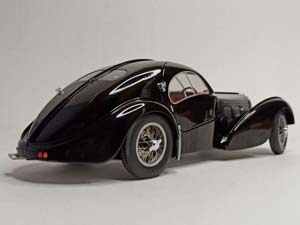 BUGATTI TYP 57 SC ATLANTIC 1:18 SOLIDO — фото 7