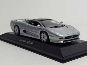 JAGUAR XJ 220- 1991 MAXICHAMPS 1:43 — фото 7