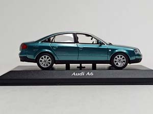 AUDI A6 (C5) MAXICHAMPS 1:43 — фото 6