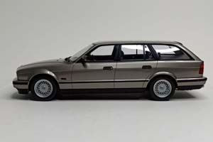 BMW 530I TOURING -1991 (E34):MCG 1:18 — фото 2