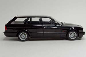 BMW 540I TOURING - 1991 (E34) MCG 1:18 — фото 6