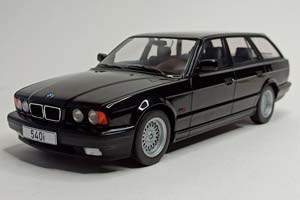 BMW 540I TOURING - 1991 (E34) MCG 1:18 — фото 8