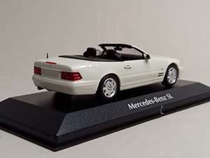 MERCEDES SL CLASS (W129) MAXICHAMPS 1:43 — фото 7