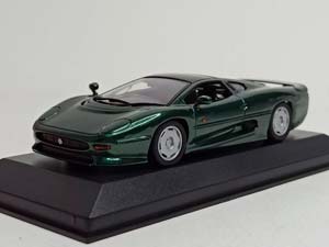 JAGUAR XJ 220 1991 GREEN 1:43 MAXICHAMPS — фото 8