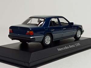 MERCEDES 230E -1991 W124 MAXICHAMPS 1:43 — фото 7
