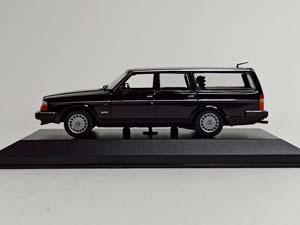 VOLVO 240 GL BREAK MAXICHAMPS 1:43 — фото 2