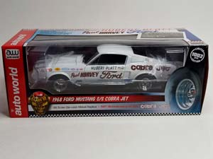 FORD MUSTANG 1968 S/S COBRA JET 1:18 AUTOWORLD — фото 10